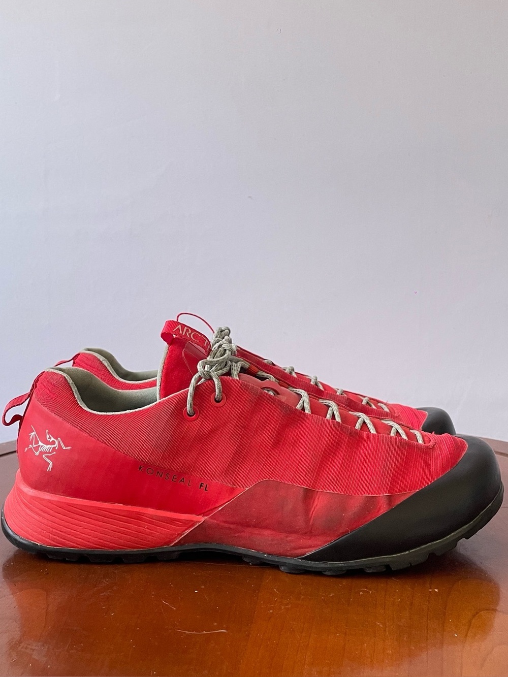 Arc'teryx Konseal FL Hiking Shoes | US 8.5